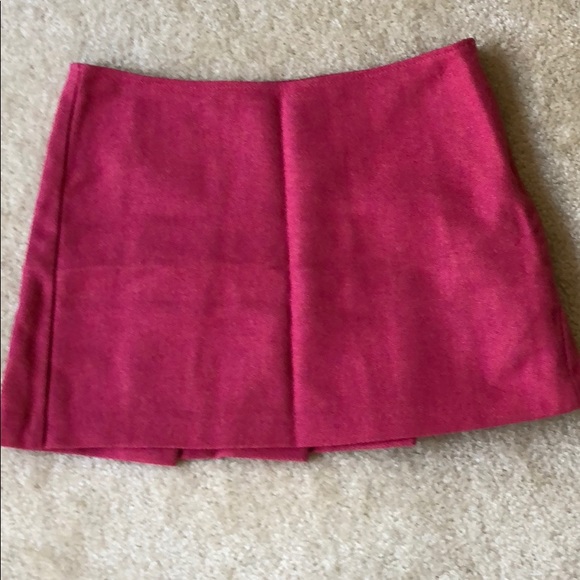 Sisley pink pleated skirt - Picture 2 of 3
